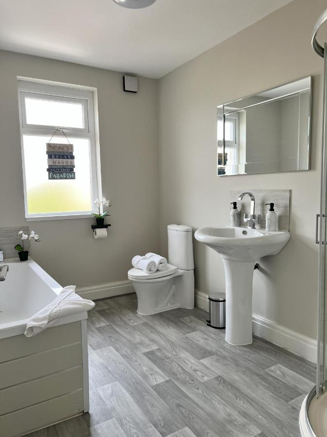 Kim Family Holiday Get-Away 4 Bedrooms 2 Baths Blackpool Zewnętrze zdjęcie